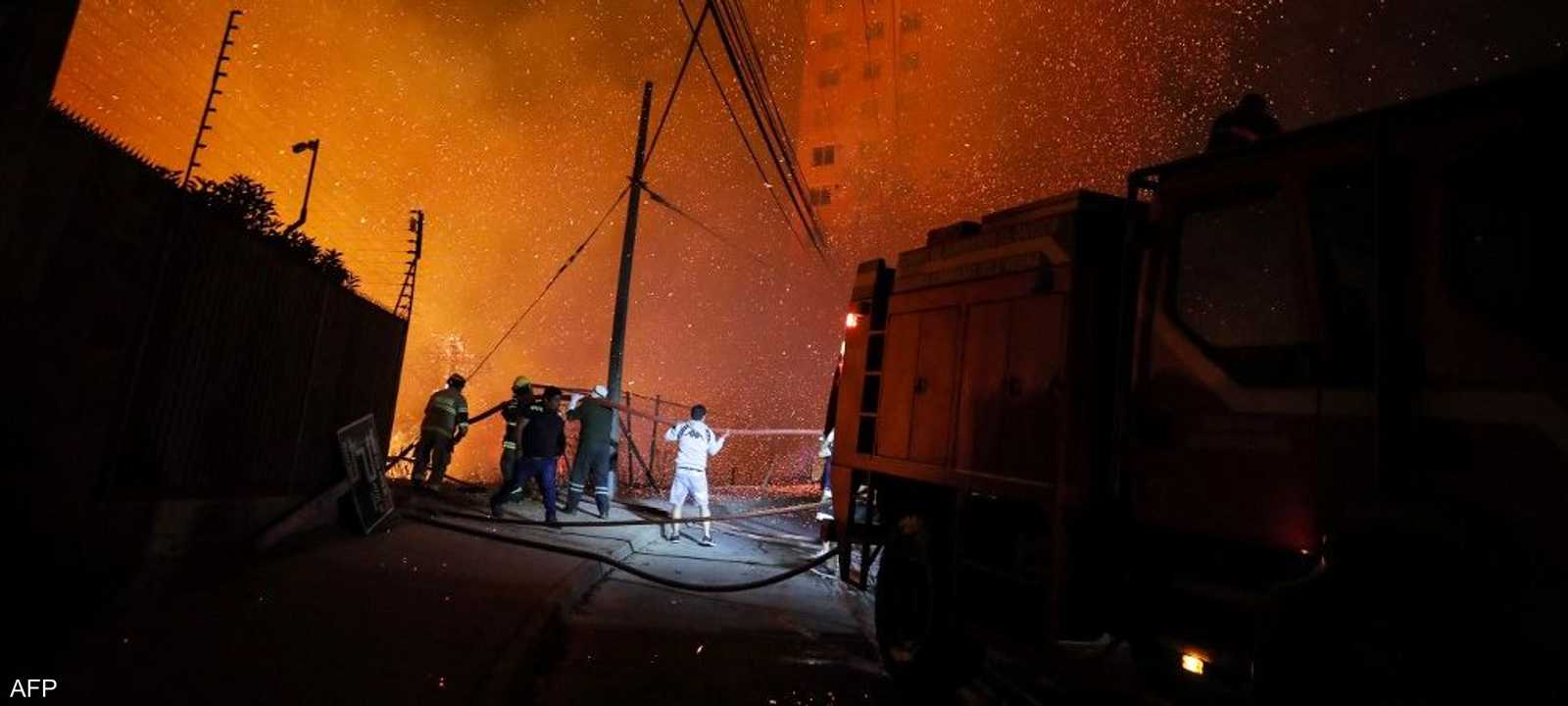 الحريق اندلع في "فينيا دل مار" وسط تشيلي