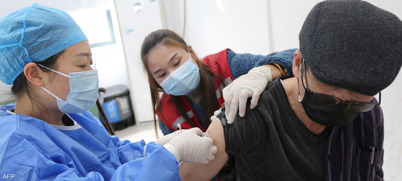 تطعيم كبار السن في الصين