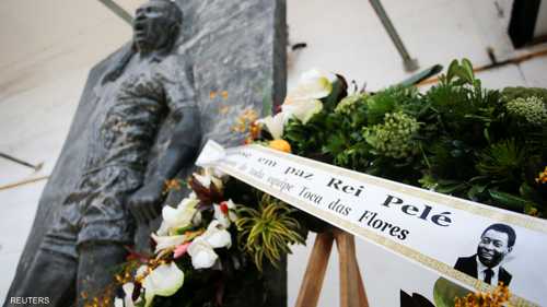 بدء مراسم دفن الراحل بيليه في سانتوس