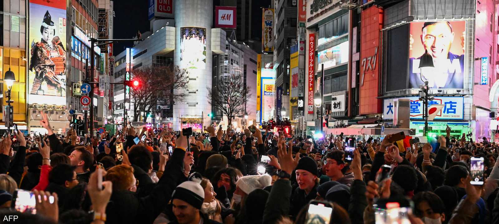 يبلغ عدد سكان طوكيو حوالي 35 مليون نسمة