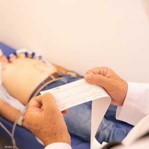 باحثون: 10 أعراض تحذيرية عن قلب غير صحي