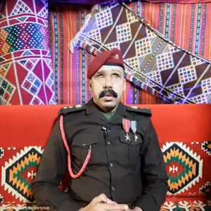 "سكاي" تحاور الضرير الذي حمل علم بلاده في افتتاح خليجي 25