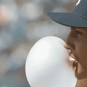 مضع العلكة قد يؤثر على صحة الفك