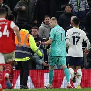 حارس مرمى أرسنال آرون رامسدايل