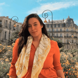 مصممة الأزياء التونسية، ليليا الجلجلي