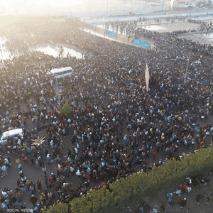 فيديو يوثق الحادث الخطير لمئات مشجعي "خليجي 25"