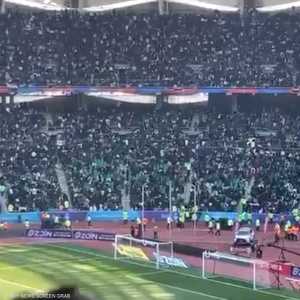 الجماهير العراقية تستحوذ على مقاعد العمانيين