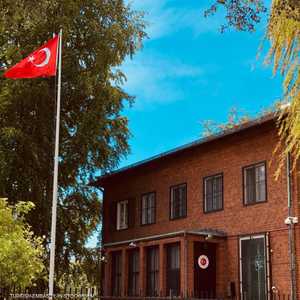 جانب من السفارة التركية في ستوكهولم