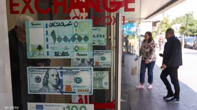 الدولار يوسّع نفوذه.. هل بدأ لبنان بالتخلي طوعاً عن عملته؟