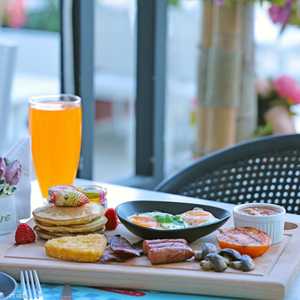 يوصي خبراء التغذية بالحرص على تناول وجبة الإفطار