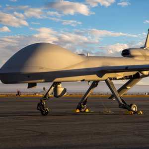 طائرة من طراز "غراي إيغل"