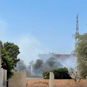 دارت الاشتباكات بين المجموعات المسلحة وسط التجمعات السكنية