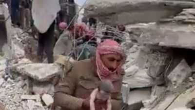 في سوريا.. فيديو لمولود يبصر النور تحت أنقاض الزلزال المدمر