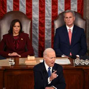 يايدن أثناء إلقاء خطاب حالة الاتحاد