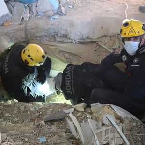 منقذون أردنيون في المناطق المنكوبة