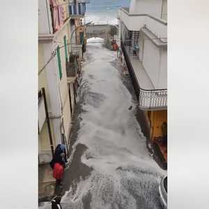 الفيضانات اجتاحت سكاليتا زانكليا