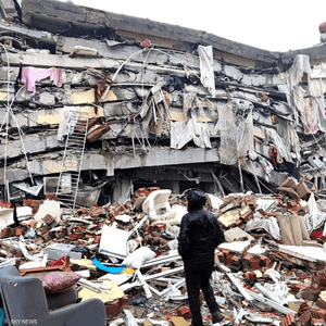 زلزال تركيا وسوريا أوقع 22 ألف قتيل حتى الآن.