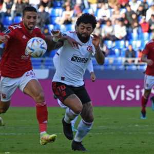 الأهلي تأثر بطرد لاعبه في الشوط الثاني