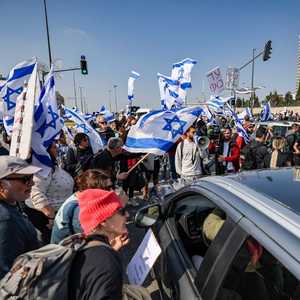 منتقدو الإصلاحات القضائية خرجوا الإثنين إلى الشوارع