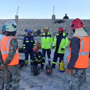 فريق الإمارات للبحث والإنقاذ يقوم بتدريب الفرق السورية.