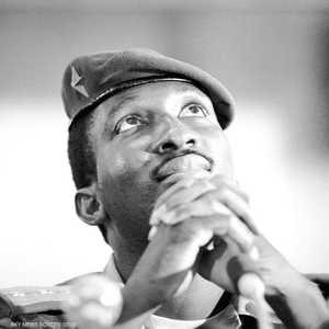 تم استخراج رفات الزعيم في إطار تحقيق قبل 8 أعوام