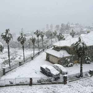 عواصف ثلجية غير مسبوقة في كاليفورنيا