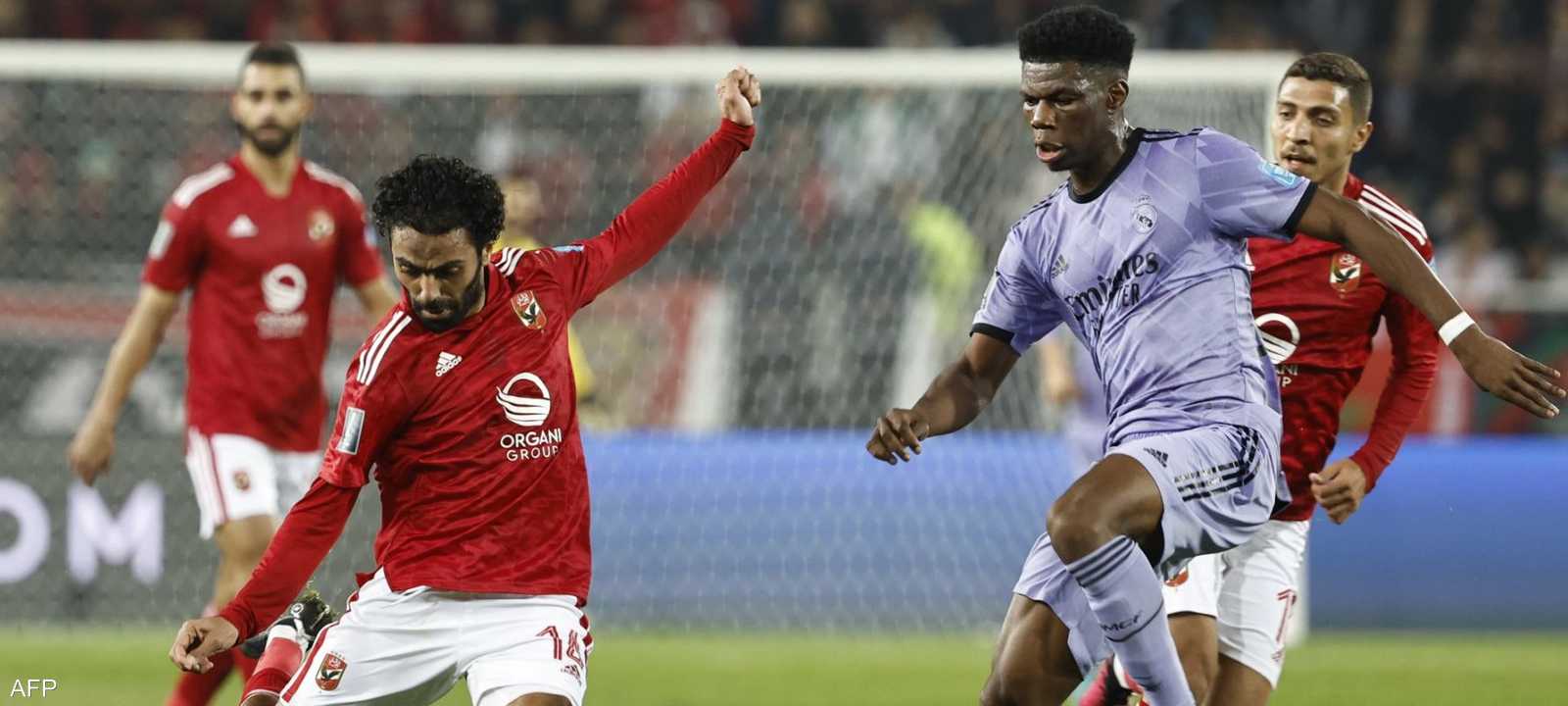 نجم الأهلي حسين الشحات