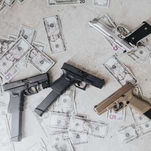 6500 قطعة سلاح مصادرة في المطارات الأميركية عام 2022