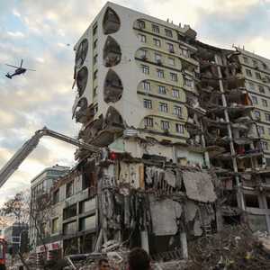 دمار هائل خلفته الزلازل التي ضربت أجزاء كبيرة من تركيا