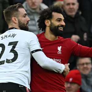 الدولي المصري محمد صلاح في مباراة فريقه مع اليونايتد