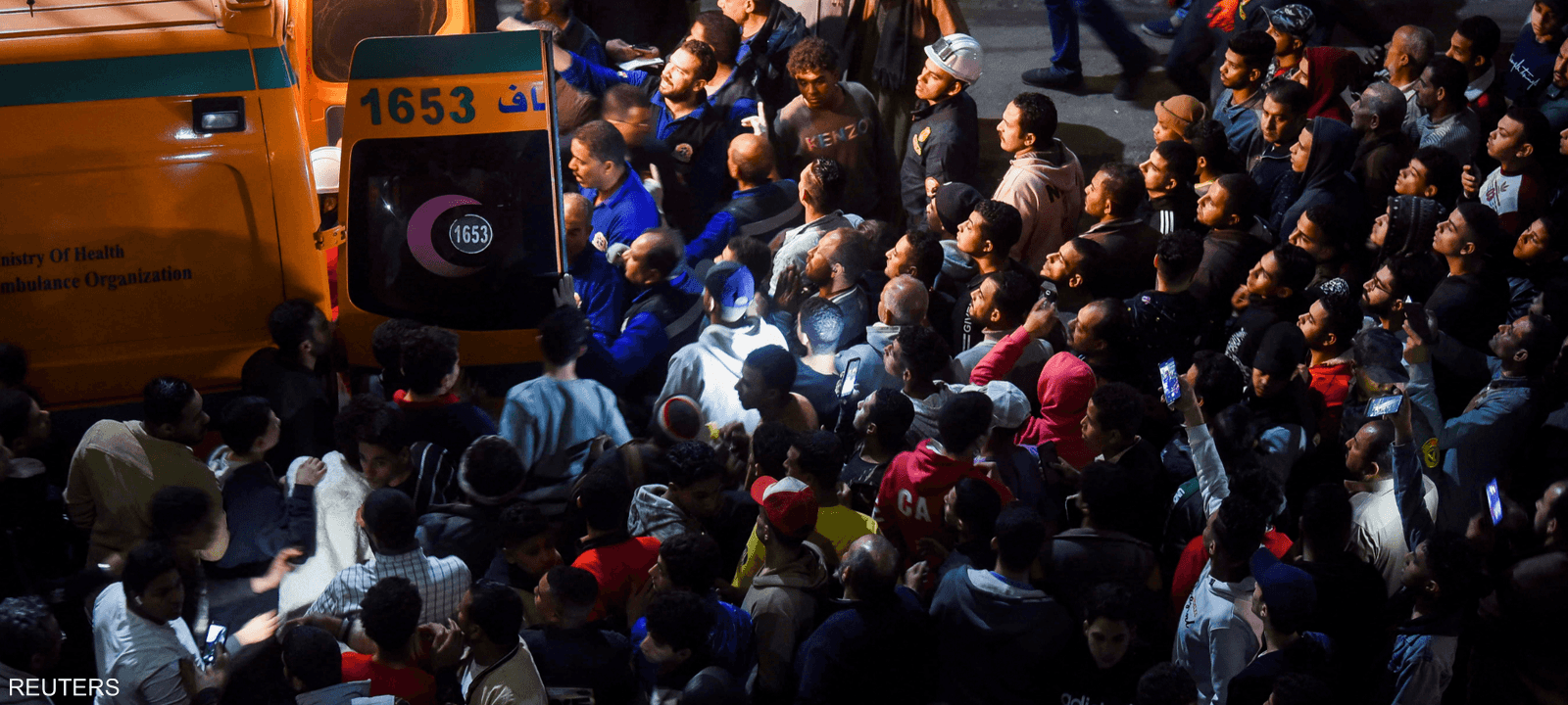 سيارات الإسعاف هرعت إلى مكان الحادثة