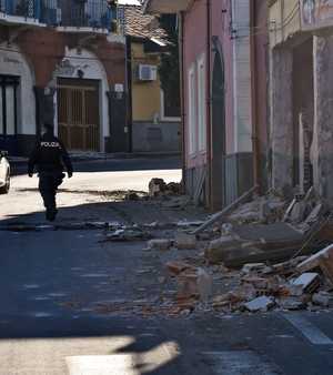 آثار زلزال سابق في إيطاليا - أرشيفية