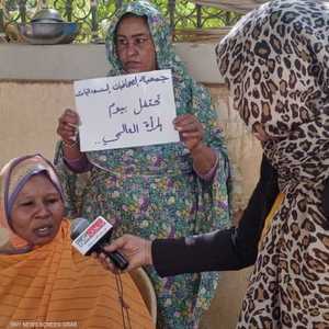 بائعات الشاي يعانين من المضايقات من قبل الهيئات البلدية