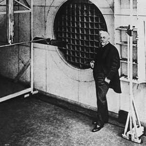 فرنسا تحيي مئوية غوستاف إيفل