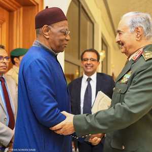 حفل جوائز الأوسكار 2023 يستبدل سجادته الحمراء بأخرى ذهبية