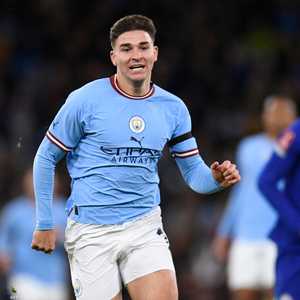 الأرجنتيني الشاب خوليان ألفاريز