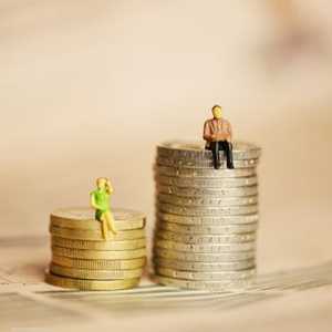 بين الرجال والنساء.. من الأكثر حظا في أماكن العمل؟