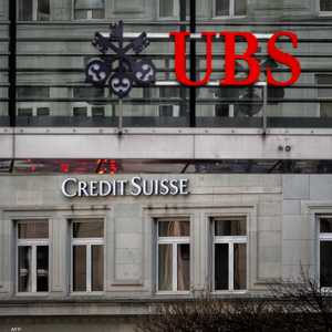 صفقة استحواذ محتملة بين UBS وكريدي سويس