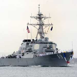 المدمرة الأميركية