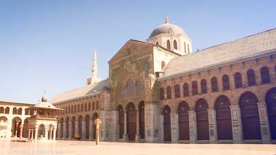 الجامع الأموي.. جوهرة للعمارة الإسلامية تتربع في قلب دمشق