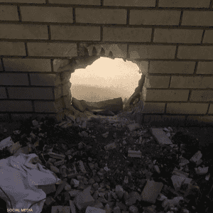 استخدم السجينان أدوات بدائية في الحفر