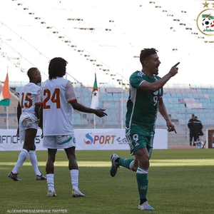 بغداد بونجاح سجل هدف الفوز للجزائر