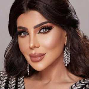 الفنانة الكويتية إلهام الفضالة