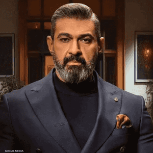 الفنان المصري ياسر جلال