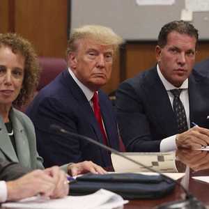 محاكمة ترامب التاريخية.. أبطال قضية "شراء الصمت"