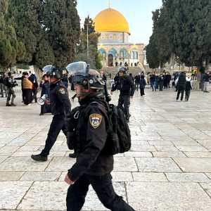 إصابة أكثر من 80 شخصا بعد الأحداث في المسجد الأقصى