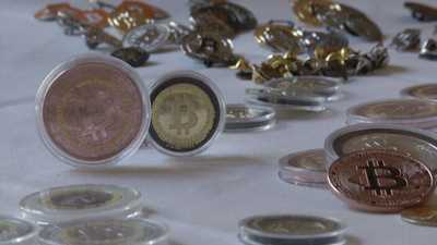 خبراء يحذرون مستثمري العملات المشفرة