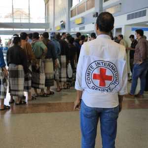 عملية تبادل الأسرى جرت تحت إشراف الصليب الأحمر