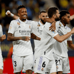 ناتشو يحتفل بإحراز هدف في مرمى قادش