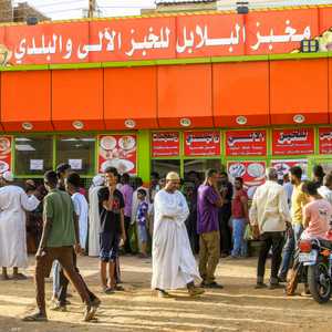 السودان.. أزمة خانقة في مياه الشرب تهدد أحياء سكنية
